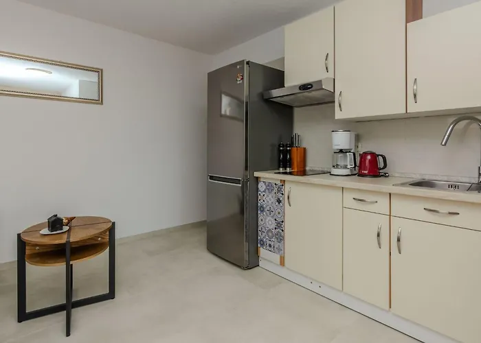 Tukara 1 By Interhome شقة